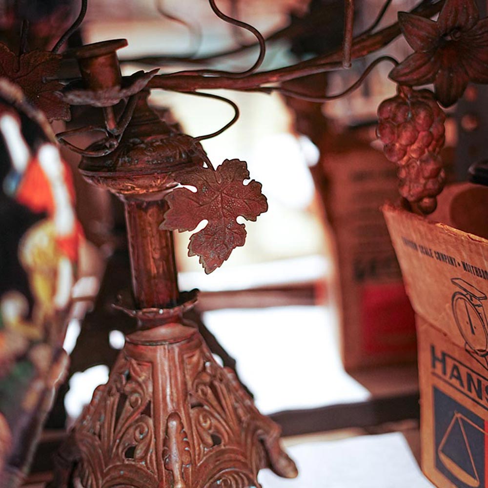 image of artefacts and antiques formerly in the Hale Aloha in Lahaina.